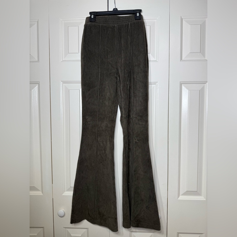Aerie Women’s Pull On Flare Pants Size XS